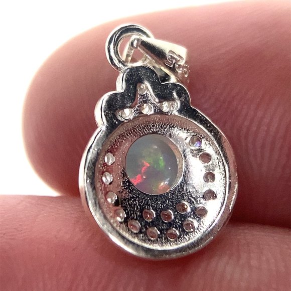 White Precious Opal 1.12ct Platinum Finish Solid 925 Sterling Silver Pendant - Picture 5 of 6